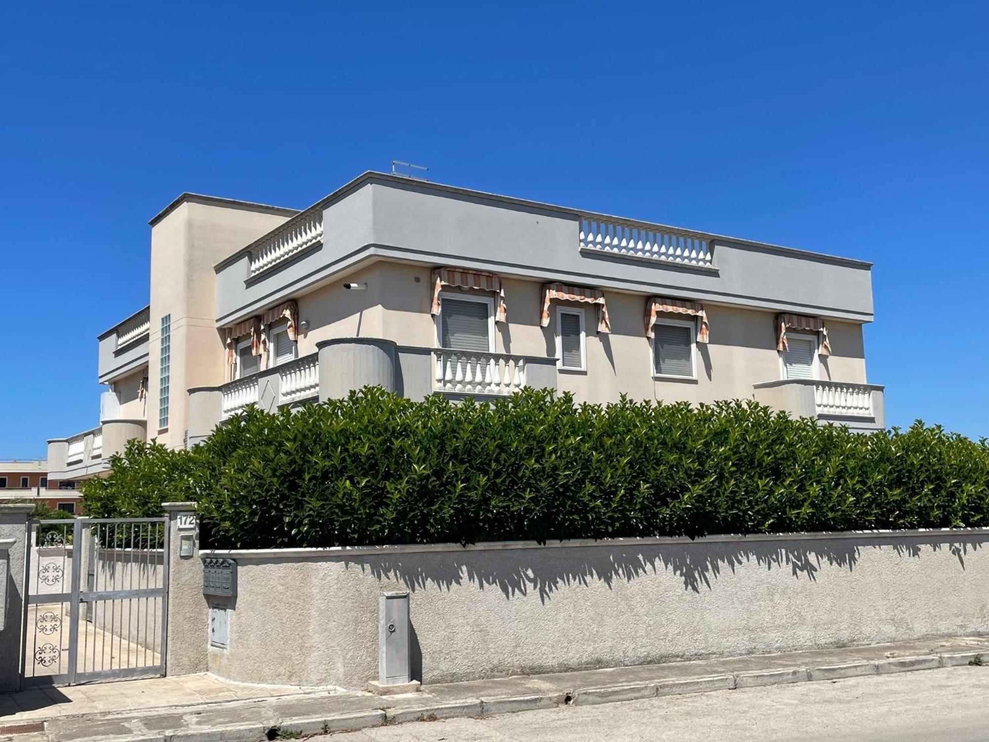 Vila A Casa Di Lia Pulsano Exteriér fotografie